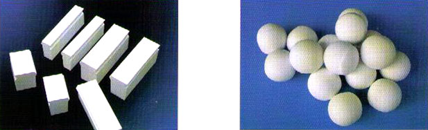 Microcrystalline alumina spheres